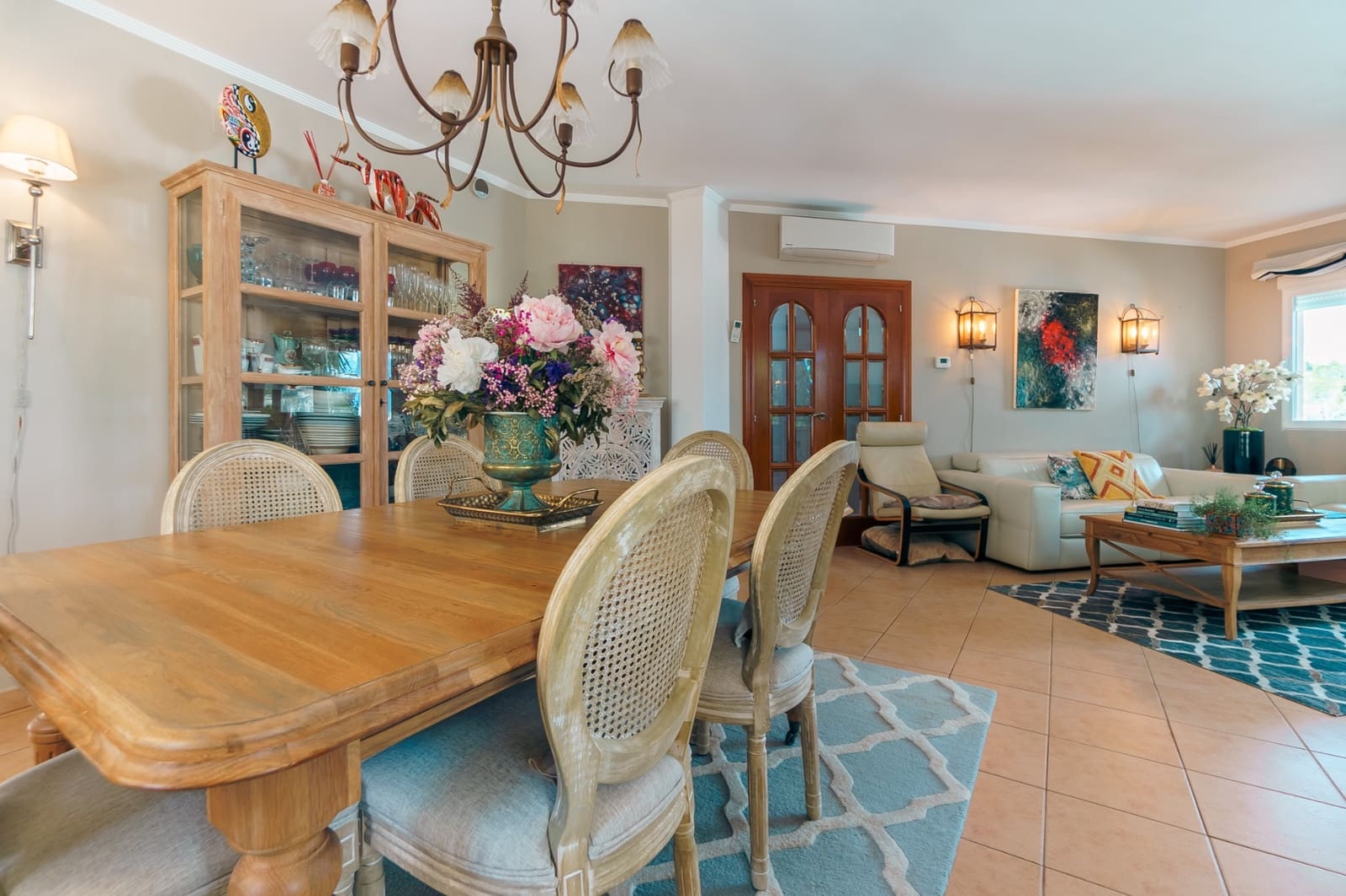 Chalet de 4 habitaciones en Alfaz del Pi / L'Alfàs del Pi en venta con piscina garaje - 649.000 € (Ref: 9383554)