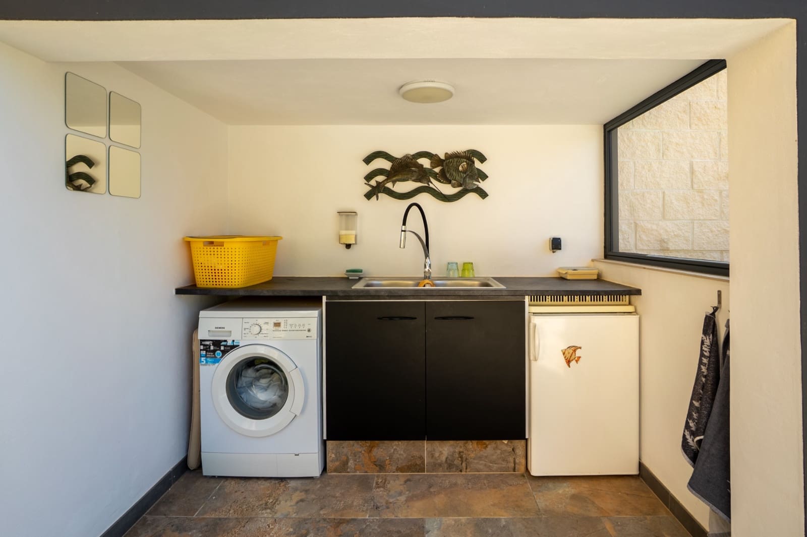 3 soveværelse Villa til salg i Callosa d'En Sarria med swimmingpool garage - € 1.895.000 (Ref: 9383555)