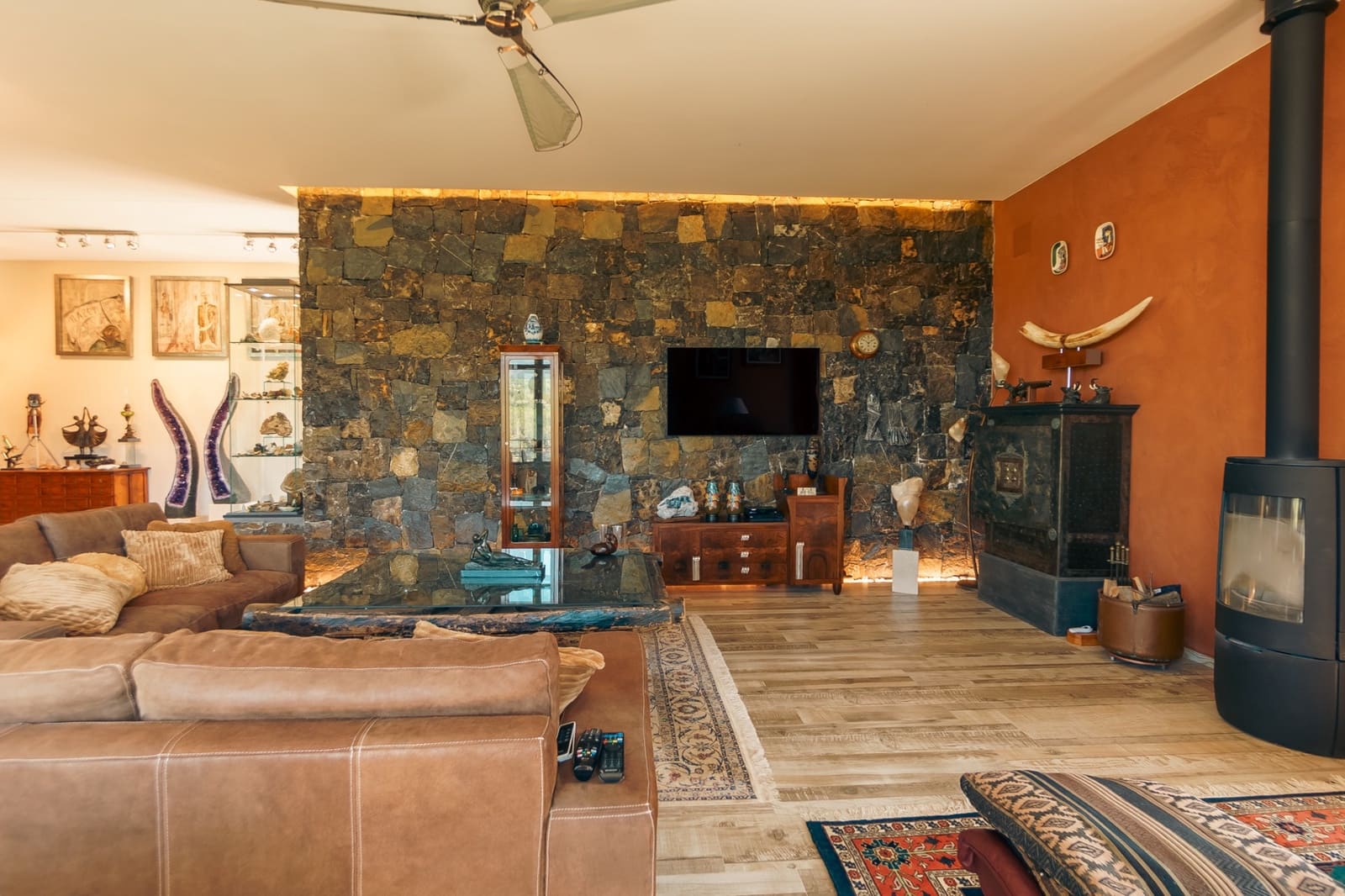 3 soveværelse Villa til salg i Callosa d'En Sarria med swimmingpool garage - € 1.895.000 (Ref: 9383555)