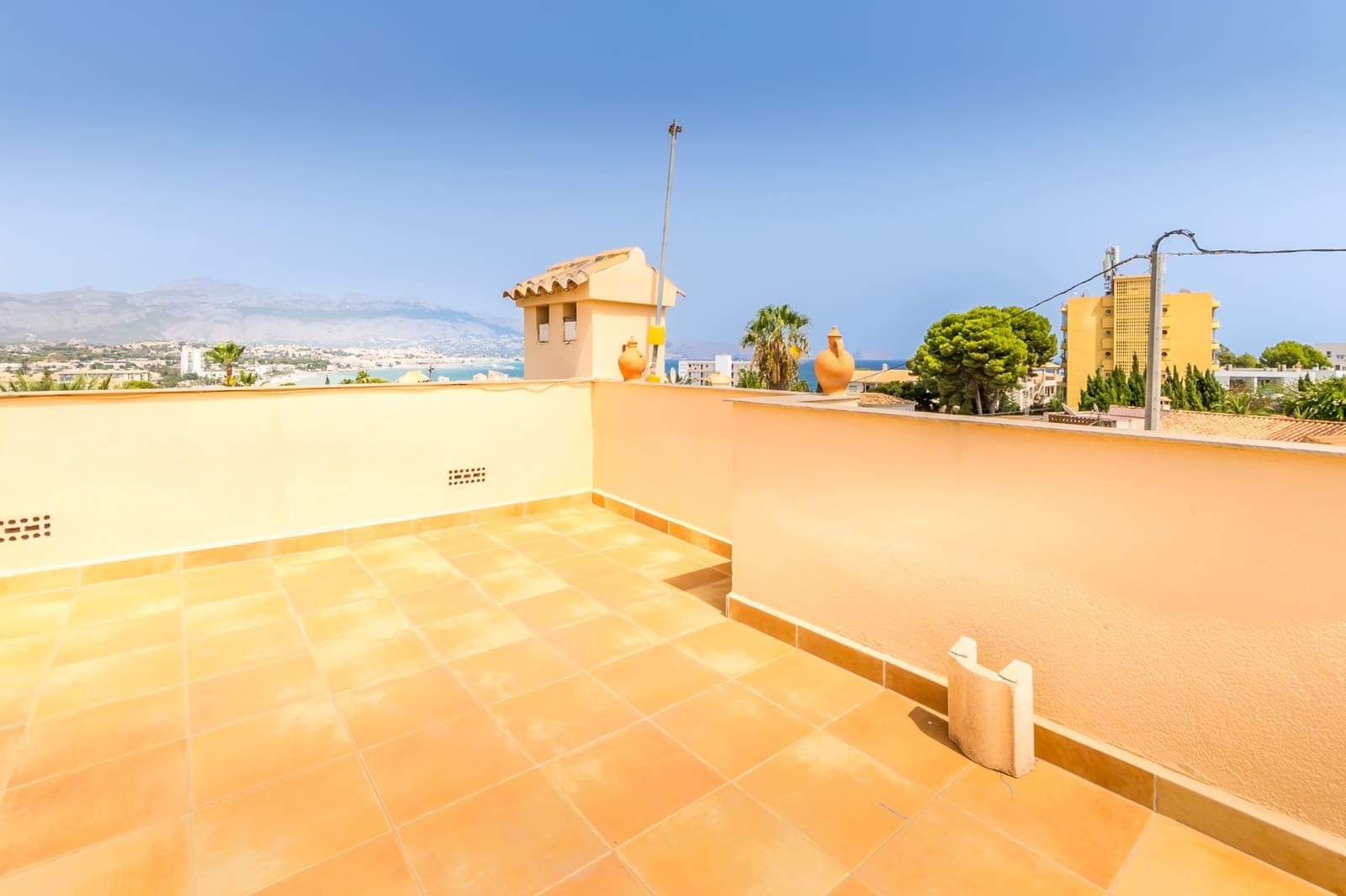 3 sypialnia Dom blizniak na sprzedaż w Albir - 389 000 € (Ref: 9383564)