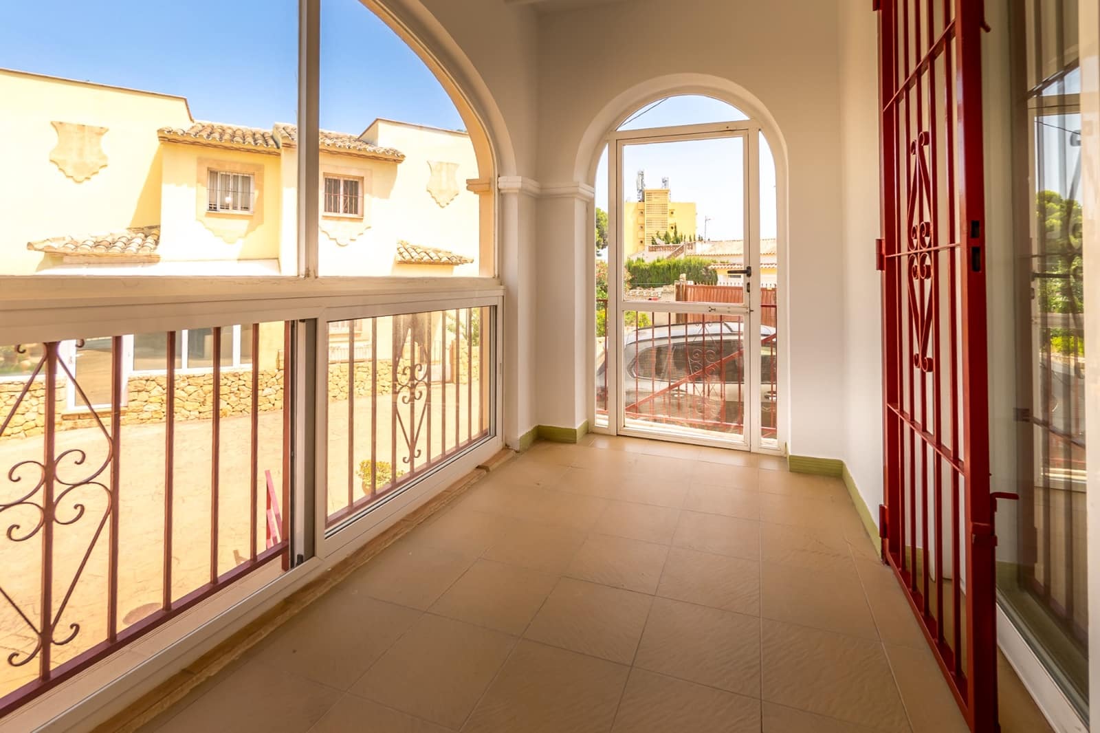 3 sypialnia Dom blizniak na sprzedaż w Albir - 389 000 € (Ref: 9383564)