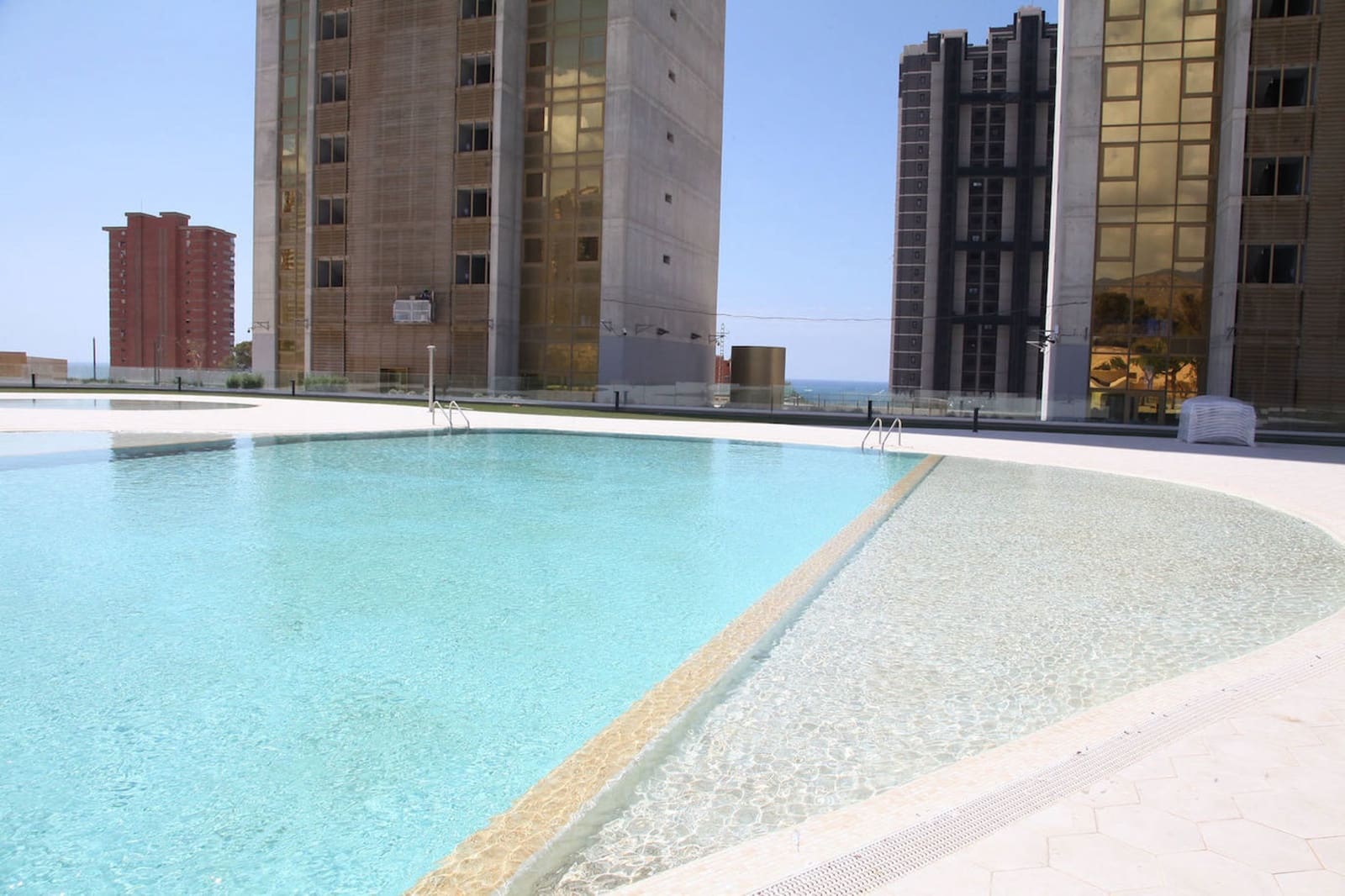 2 quarto Apartamento para venda em Benidorm com piscina garagem - 525 000 € (Ref: 9383565)