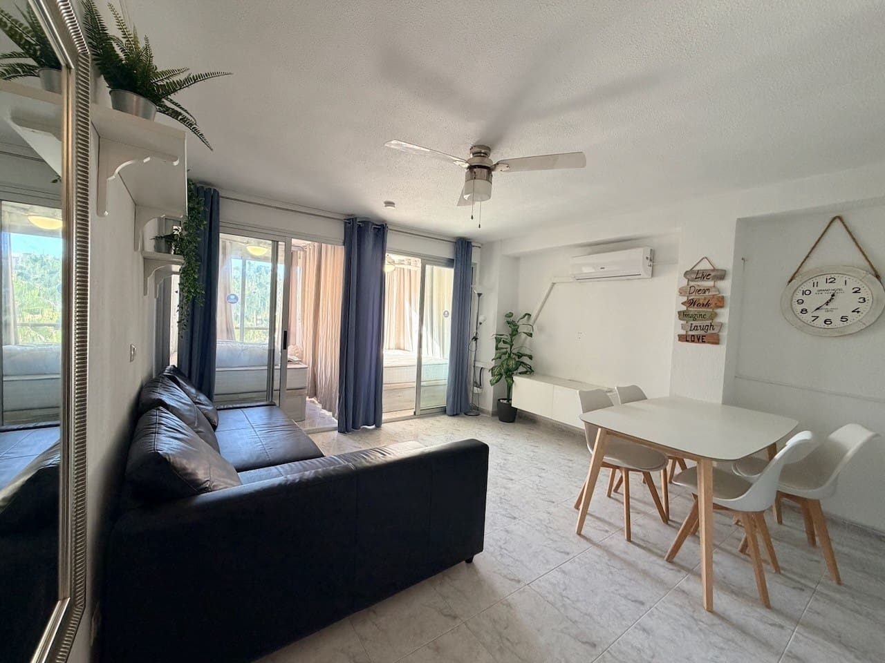 Leilighet til salgs i Benidorm med svømmebasseng - € 153 000 (Ref: 9428794)