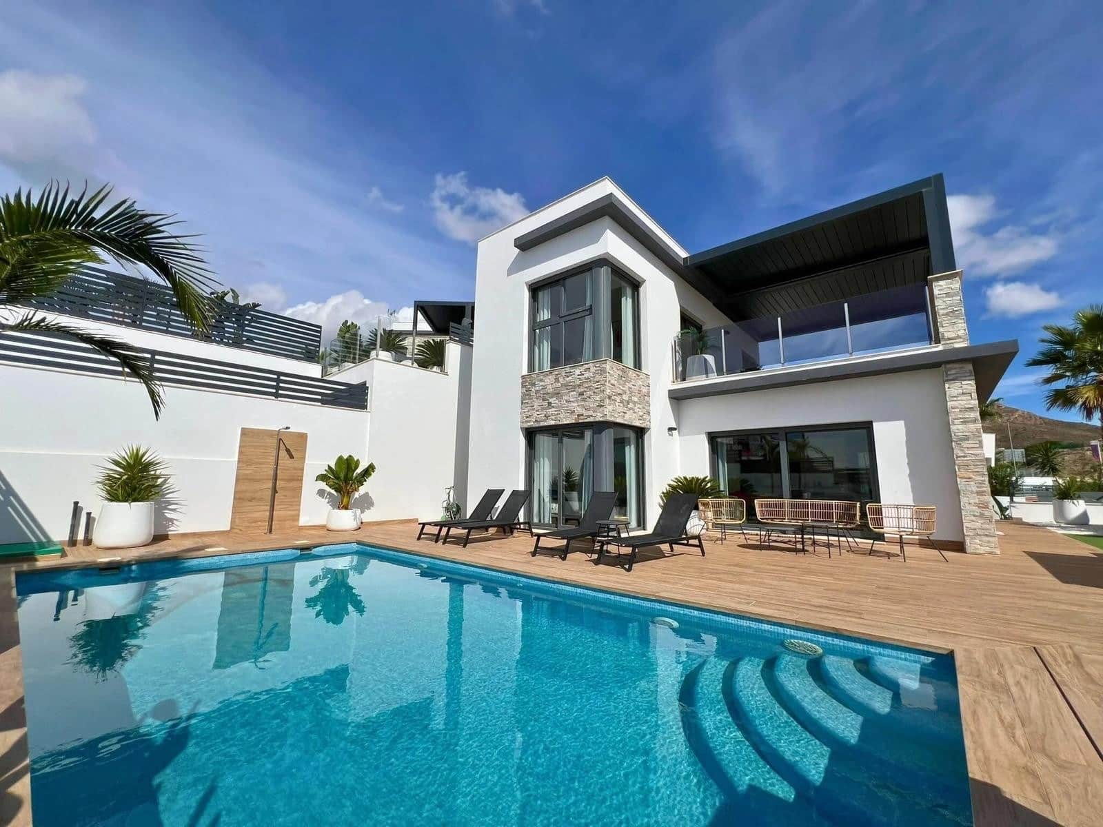 Chalet de 5 habitaciones en Finestrat en venta con piscina garaje - 1.100.000 € (Ref: 9444767)