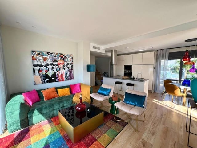 Chalet de 5 habitaciones en Balcón de Finestrat - Terra Marina, Finestrat en venta con piscina garaje - 1.100.000 € (Ref: 9444767)