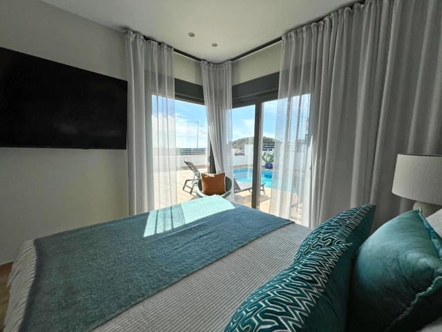 Chalet de 5 habitaciones en Balcón de Finestrat - Terra Marina, Finestrat en venta con piscina garaje - 1.100.000 € (Ref: 9444767)