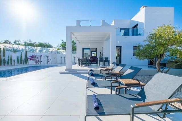 3 sypialnia Willa na sprzedaż w Balcón de Finestrat - Terra Marina, Finestrat z basenem garażem - 742 350 € (Ref: 9444768)