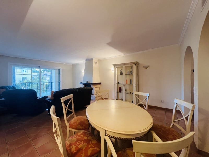 2 Zimmer Apartment zu vermieten in Santa Ponsa mit Pool - 2.200 € (Ref: 10005332)