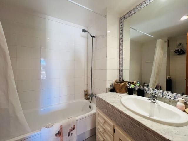 2 quarto Apartamento para arrendar em Santa Ponsa, Calvià com piscina garagem - 1 700 € (Ref: 10008862)