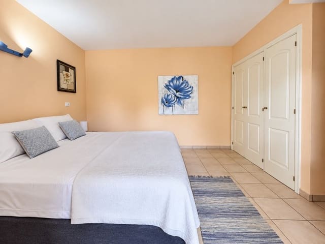 2 makuuhuone Huoneisto myytävänä paikassa Santa Ponsa, Calvià mukana uima-altaan 
autotalli - 650 000 € (Ref: 10008864)