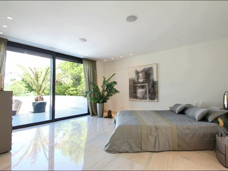 4 sypialnia Willa do wynajęcia w Santa Ponsa z basenem garażem - 17 000 € (Ref: 10011200)