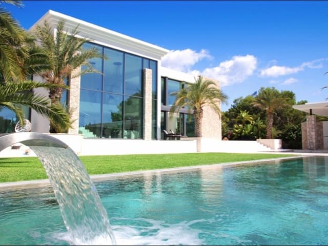 4 bedroom Villa for rent in Santa Ponsa, Calvià with pool garage - € 17,000 (Ref: 10011200)