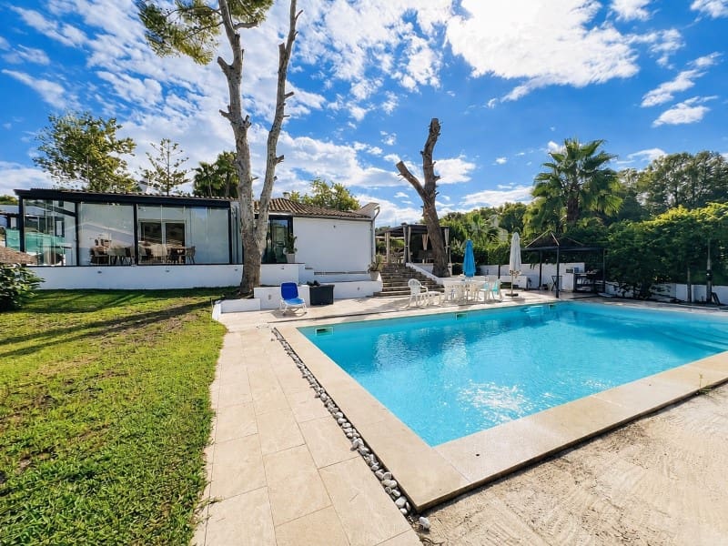 3 bedroom Villa for rent in Costa de la Calma with pool garage - € 4,500 (Ref: 10020662)