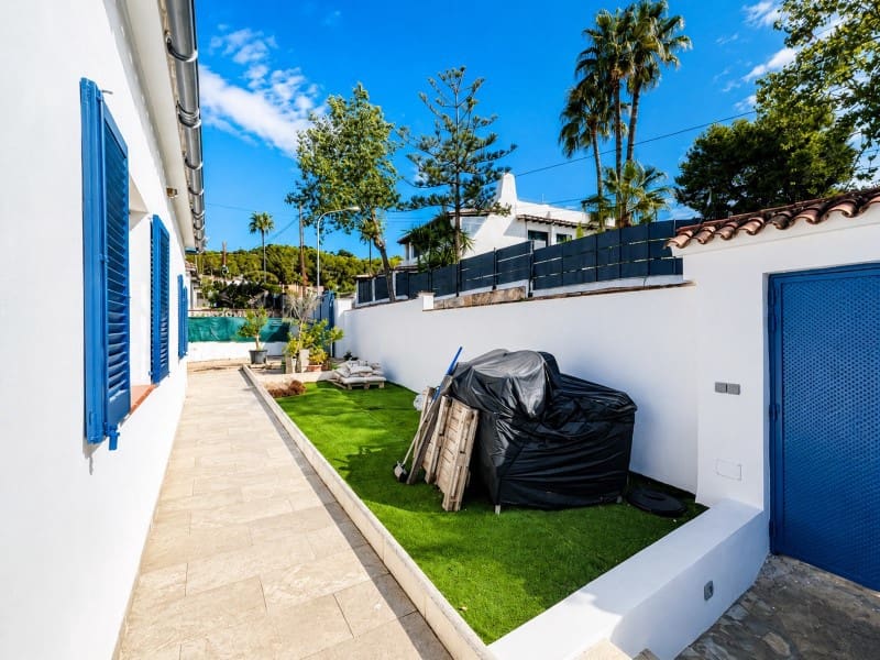 3 bedroom Villa for rent in Costa de la Calma with pool garage - € 4,500 (Ref: 10020662)