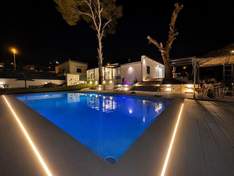 3 bedroom Villa for rent in Costa de la Calma with pool garage - € 4,500 (Ref: 10020662)