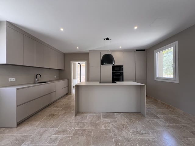 5 quarto Moradia para venda em Sol de Mallorca, Calvià com piscina garagem - 2 700 000 € (Ref: 10023827)