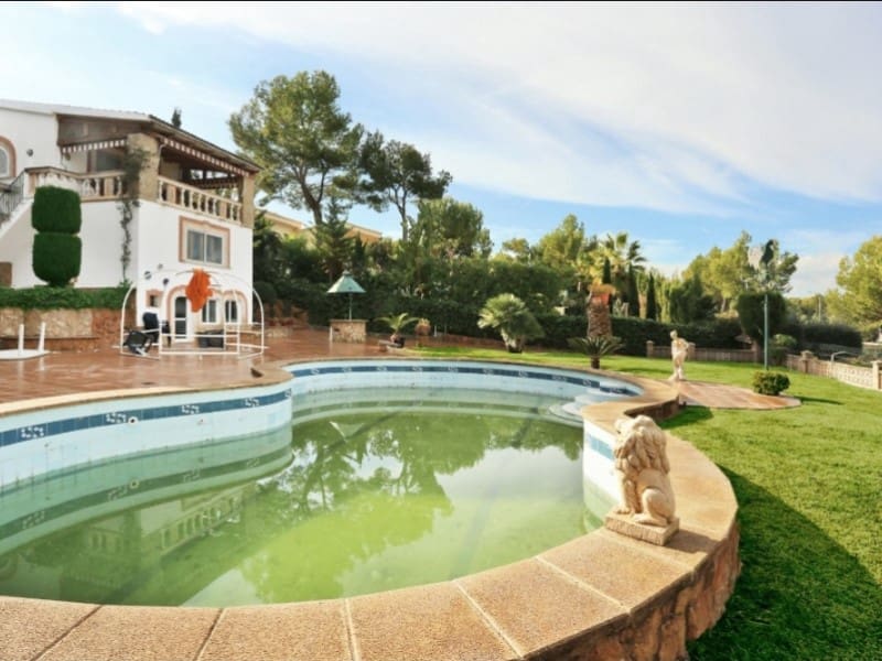 5 soveværelse Villa til leje i Santa Ponsa med swimmingpool garage - € 4.500 (Ref: 10030282)