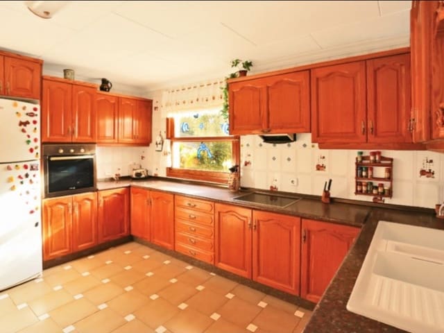 5 soveværelse Villa til leje i Santa Ponsa, Calvià med swimmingpool garage - € 4.500 (Ref: 10030282)