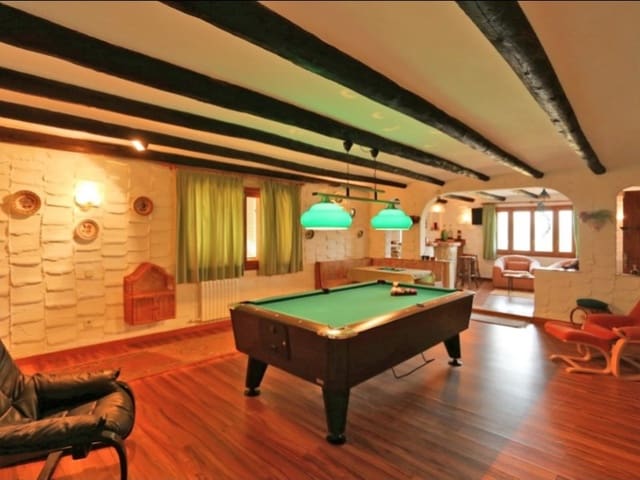 5 soveværelse Villa til leje i Santa Ponsa, Calvià med swimmingpool garage - € 4.500 (Ref: 10030282)