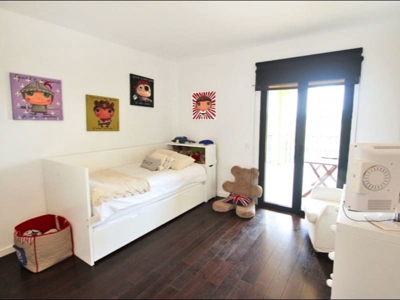 3 camera da letto Appartamento da affittare in Santa Ponsa con piscina garage - 3.100 € (Rif: 10033655)