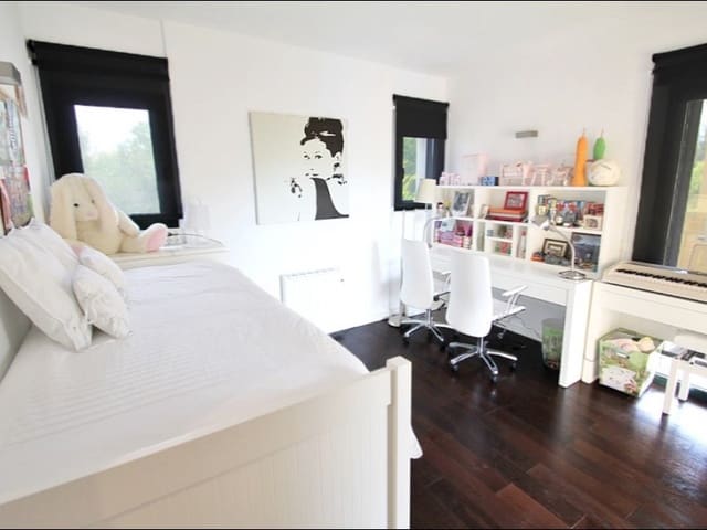 3 soveværelse Lejlighed til salg i Santa Ponsa, Calvià med swimmingpool - € 1.200.000 (Ref: 10033656)