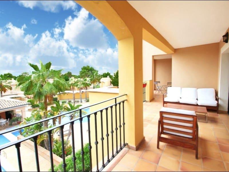 3 quarto Apartamento para venda em Santa Ponsa com piscina - 1 200 000 € (Ref: 10033656)