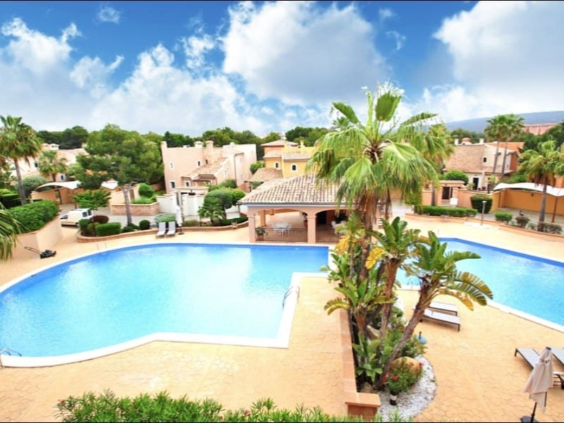 3 quarto Apartamento para venda em Santa Ponsa com piscina - 1 200 000 € (Ref: 10033656)