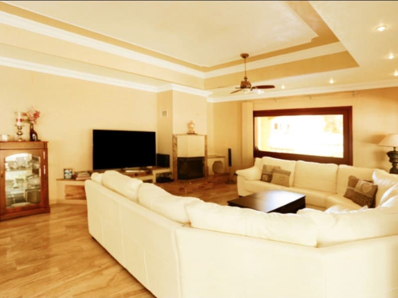 6 bedroom Villa for rent in El Toro with pool - € 7,000 (Ref: 10044925)