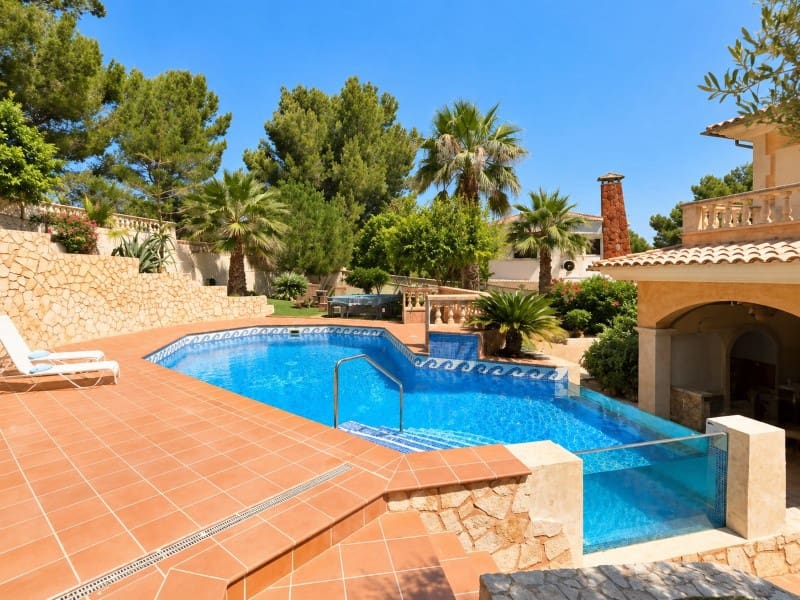 6 Zimmer Villa zu vermieten in El Toro / Port Adriano mit Pool - 7.000 € (Ref: 10044925)