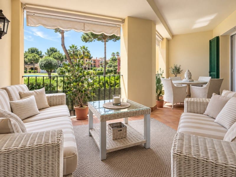 2 soverom Leilighet til leie i Santa Ponsa med svømmebasseng garasje - € 2 850 (Ref: 10067704)