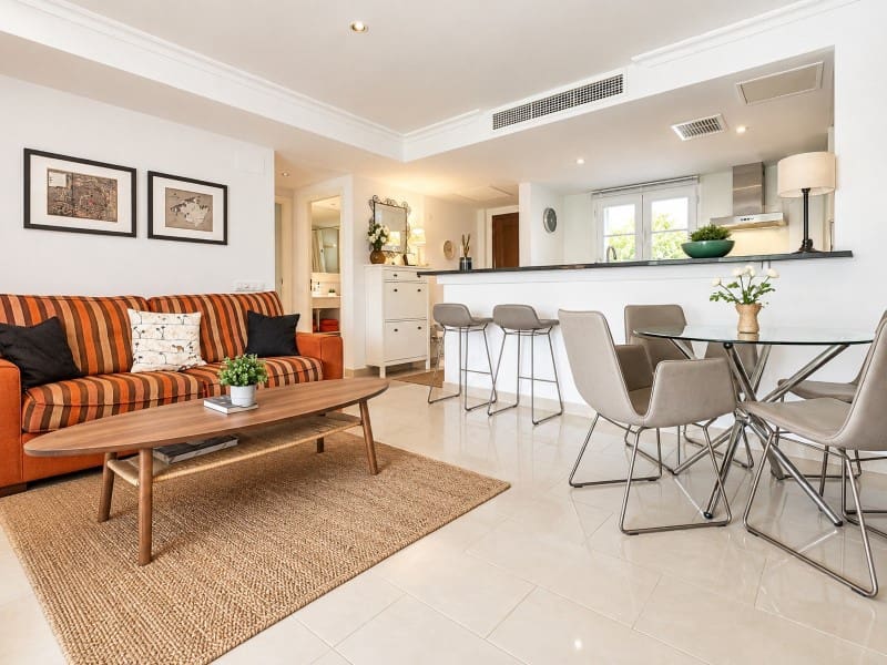 2 soverom Leilighet til leie i Santa Ponsa med svømmebasseng garasje - € 2 850 (Ref: 10067704)