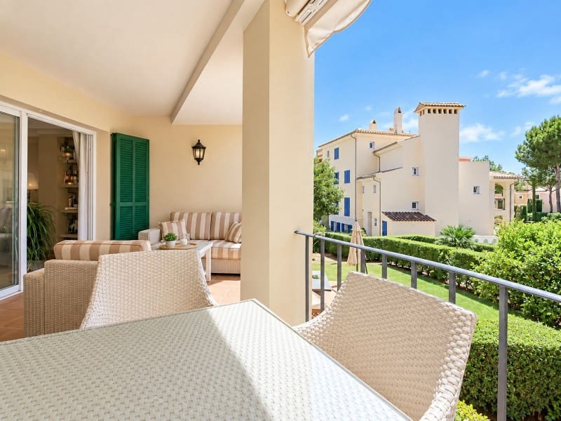 2 soverom Leilighet til leie i Santa Ponsa med svømmebasseng garasje - € 2 850 (Ref: 10067704)