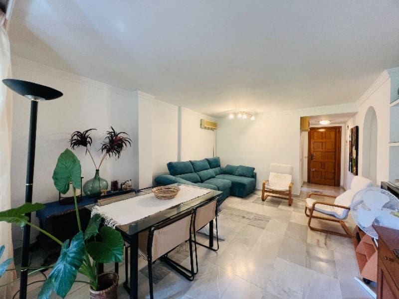 2 sovrum Lägenhet att hyra i Santa Ponsa med pool - 1 300 € (Ref: 10078202)