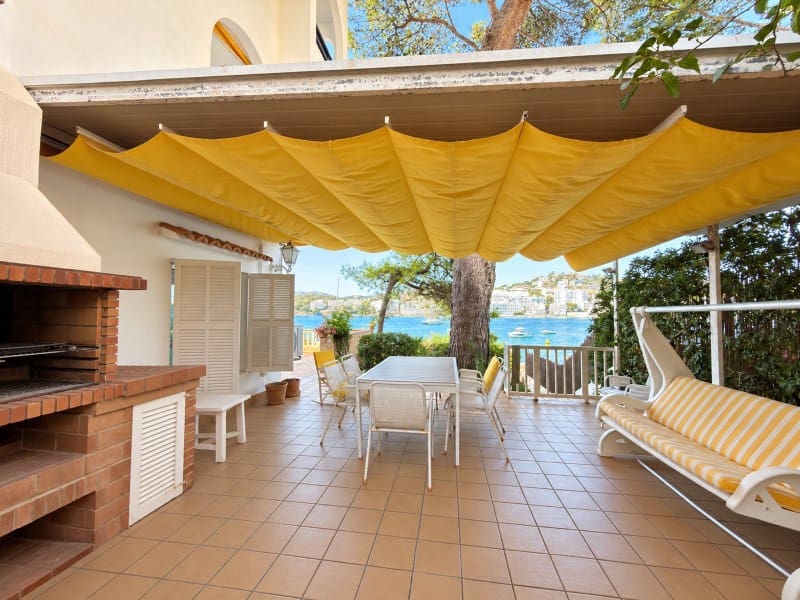4 Zimmer Villa zu vermieten in Santa Ponsa mit Garage - 3.000 € (Ref: 10078203)