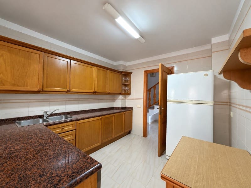 4 Zimmer Villa zu vermieten in Santa Ponsa mit Garage - 3.000 € (Ref: 10078203)