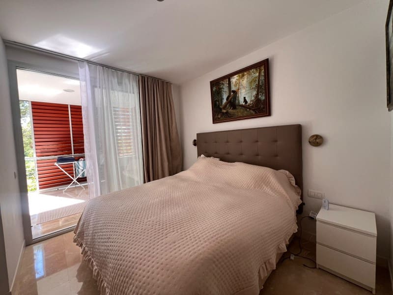 2 slaapkamer Appartement te koop in Bendinat met zwembad garage - € 1.750.000 (Ref: 10078204)