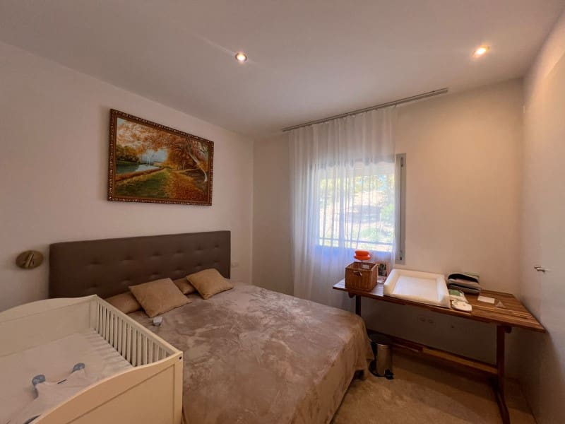 2 slaapkamer Appartement te koop in Bendinat met zwembad garage - € 1.750.000 (Ref: 10078204)