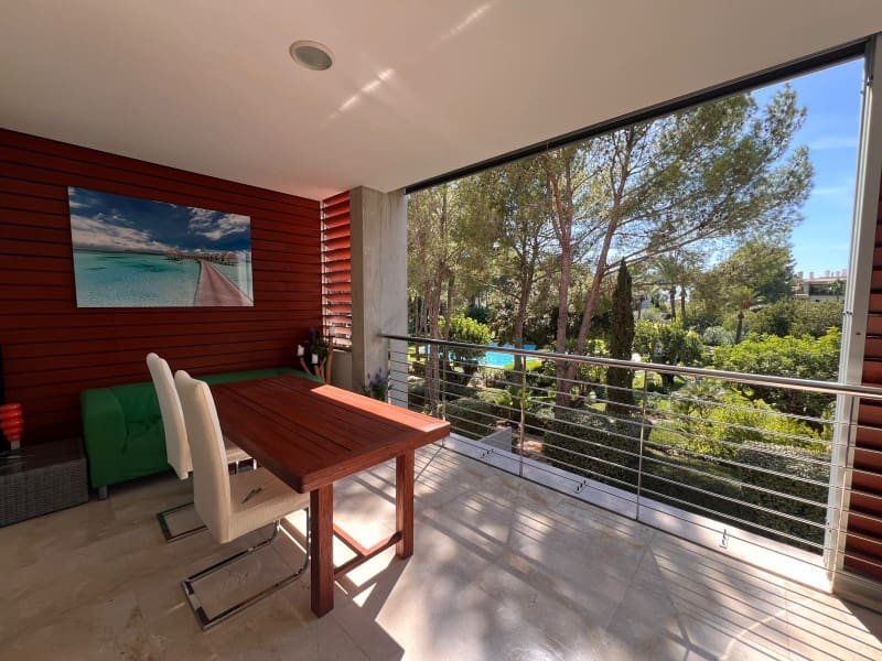 2 slaapkamer Appartement te koop in Bendinat met zwembad garage - € 1.750.000 (Ref: 10078204)