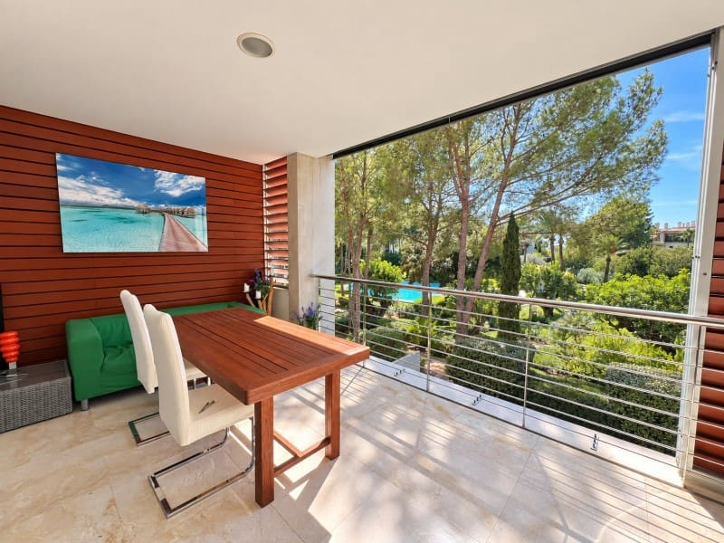 2 bedroom Apartment for sale in Bendinat with pool garage - € 1,750,000 (Ref: 10078204)