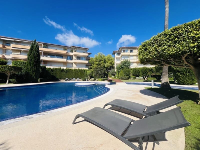 3 soverom Leilighet til leie i Sol de Mallorca med svømmebasseng garasje - € 3 000 (Ref: 10081108)