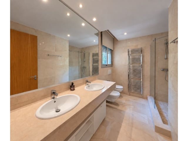 3 soverom Leilighet til leie i Sol de Mallorca, Calvià med svømmebasseng garasje - € 3 000 (Ref: 10081108)