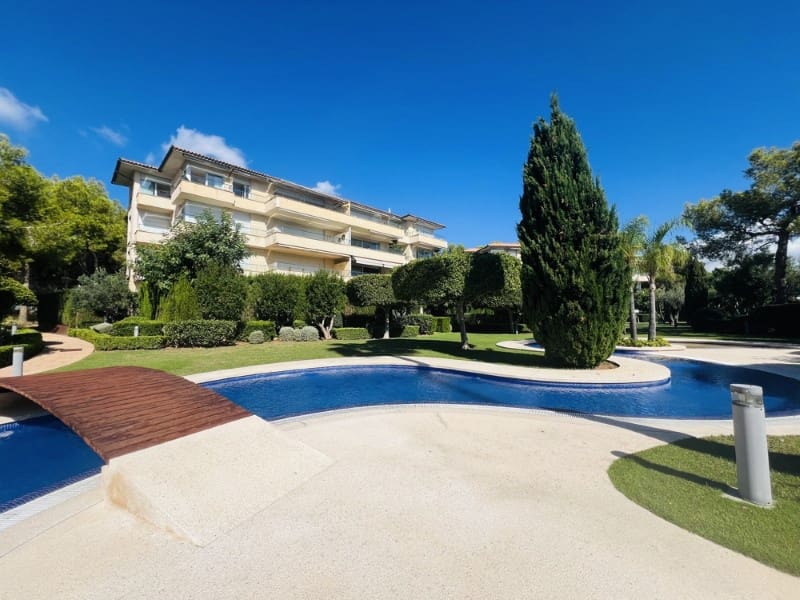 3 soverom Leilighet til leie i Sol de Mallorca med svømmebasseng garasje - € 3 000 (Ref: 10081108)