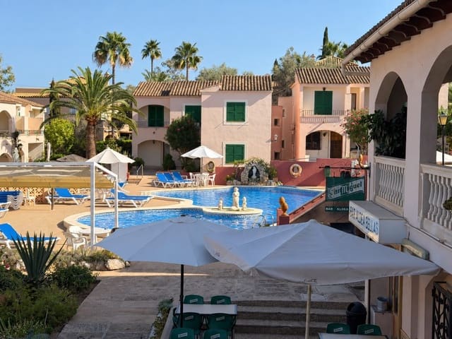 Appartement de 2 chambres à louer à Santa Ponsa, Calvià - 1 900 € (Ref: 10081109)