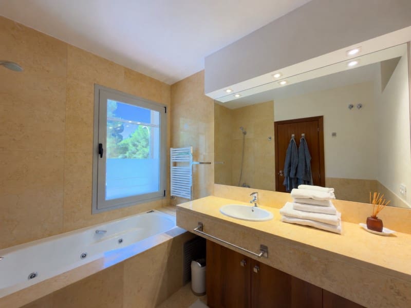 5 soverom Villa til leie i Sol de Mallorca med svømmebasseng garasje - € 10 000 (Ref: 10086092)