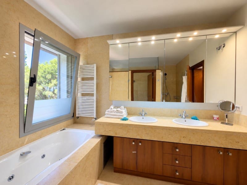 5 soverom Villa til leie i Sol de Mallorca med svømmebasseng garasje - € 10 000 (Ref: 10086092)