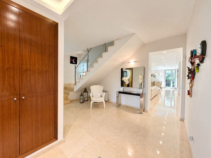 5 soverom Villa til leie i Sol de Mallorca med svømmebasseng garasje - € 10 000 (Ref: 10086092)