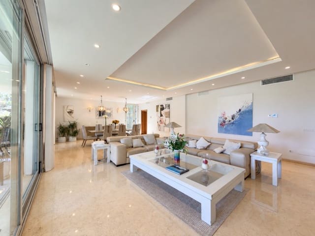 5 soverom Villa til leie i Sol de Mallorca, Calvià med svømmebasseng garasje - € 10 000 (Ref: 10086092)