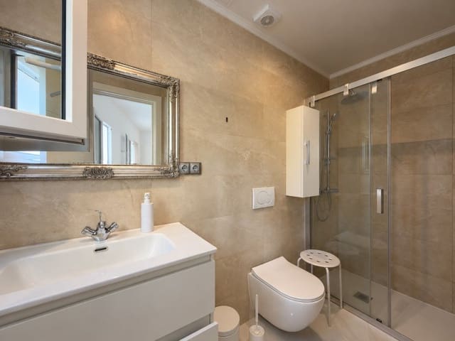 Appartement de 2 chambres à louer à Portopi, Palma de Mallorca - 1 750 € (Ref: 10100123)