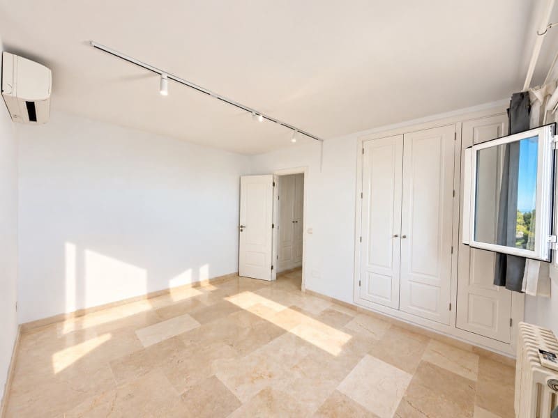 Chalet de 4 habitaciones en Portals Nous en alquiler con piscina garaje - 7.500 € (Ref: 10124293)