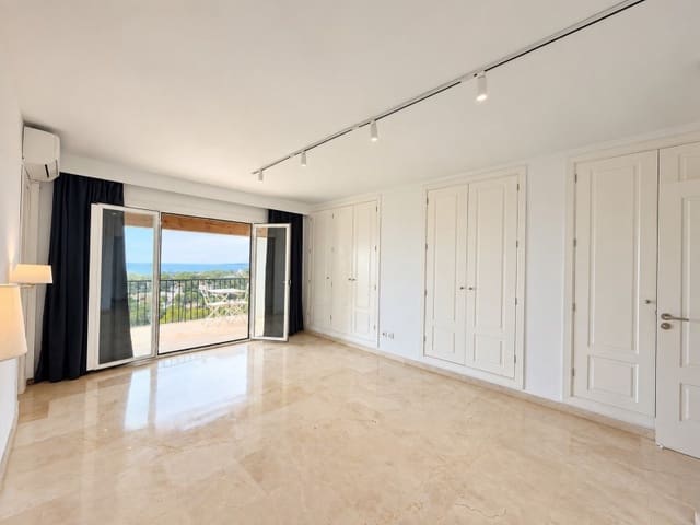 Chalet de 4 habitaciones en Portals Nous, Calvià en alquiler con piscina garaje - 7.500 € (Ref: 10124293)